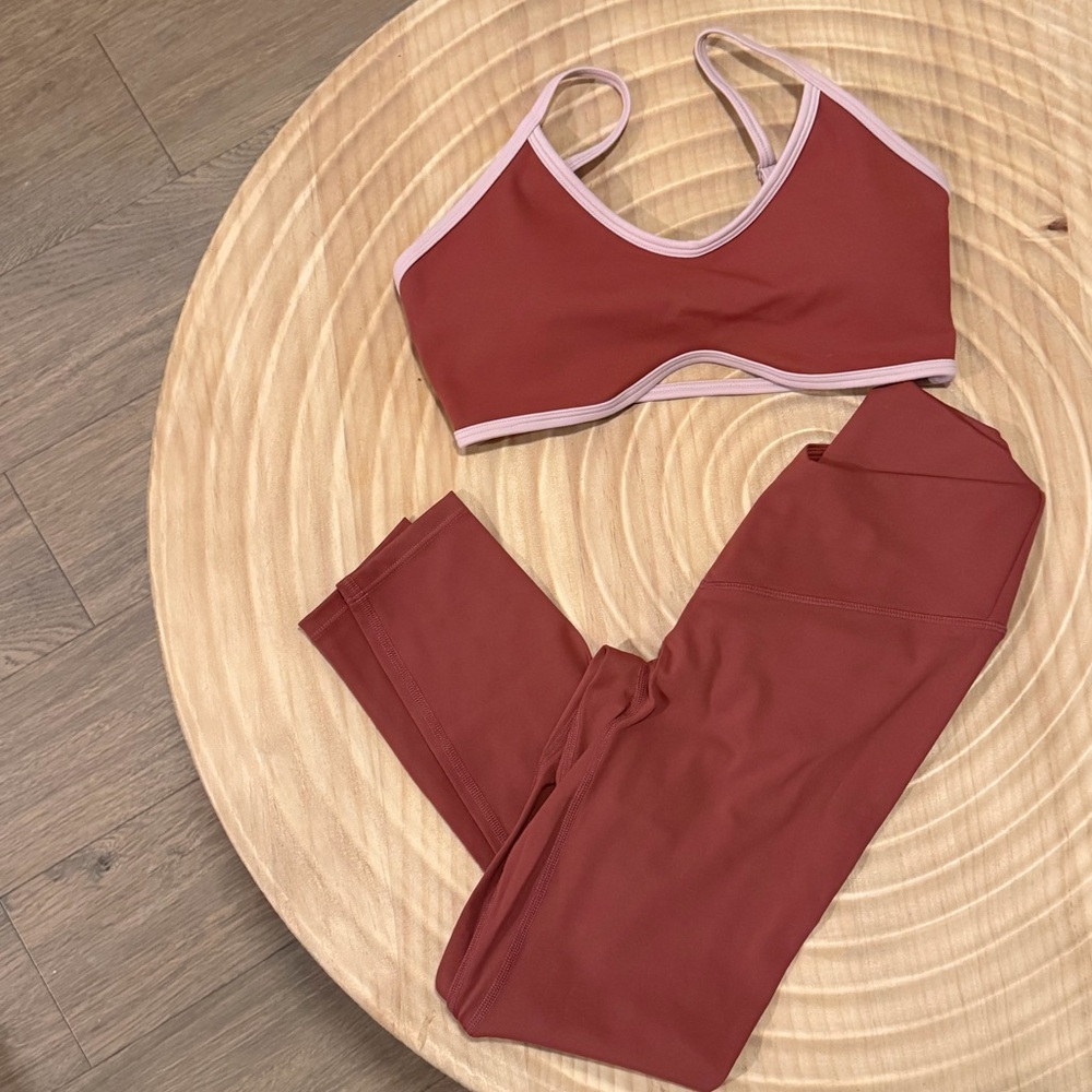 Women's Sports Bra & Legging Set/ red and pink workout set